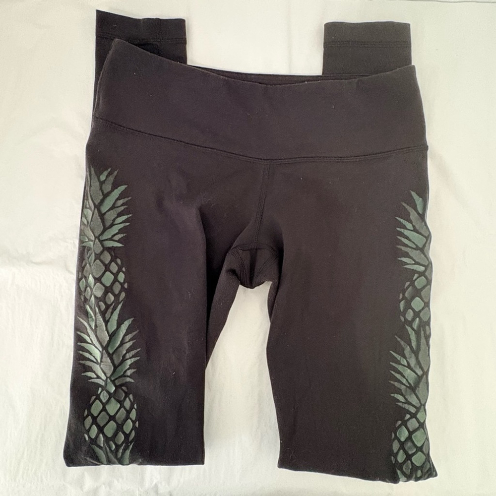 Lululemon Wunder Under Black / Iridescent Pineapple Sz 6 EUC - Picture 2 of 9